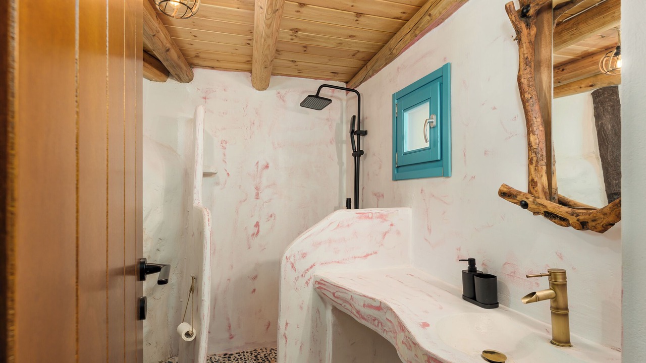 Photo of Bathroom in Roustika
