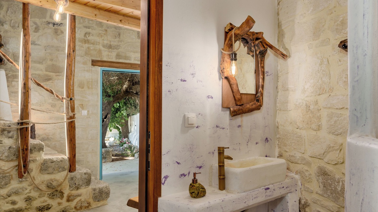 Photo of Bathroom in Roustika