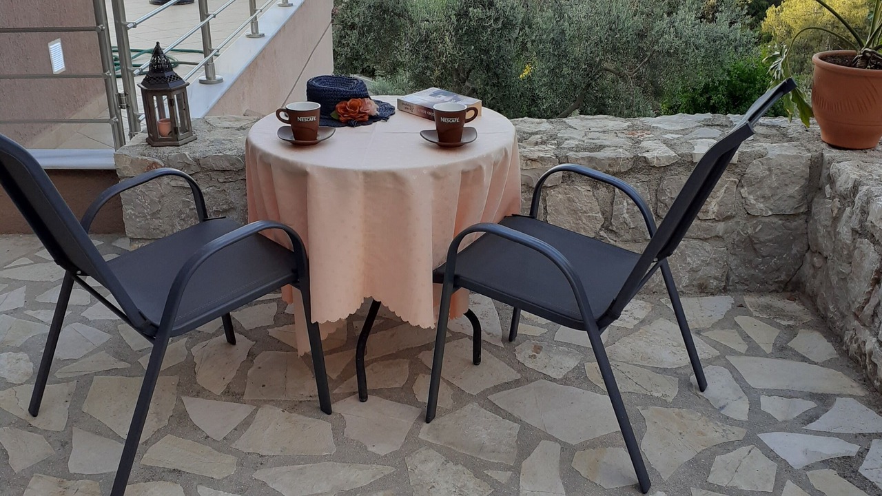 Photo of Outdoor in Melissopetra