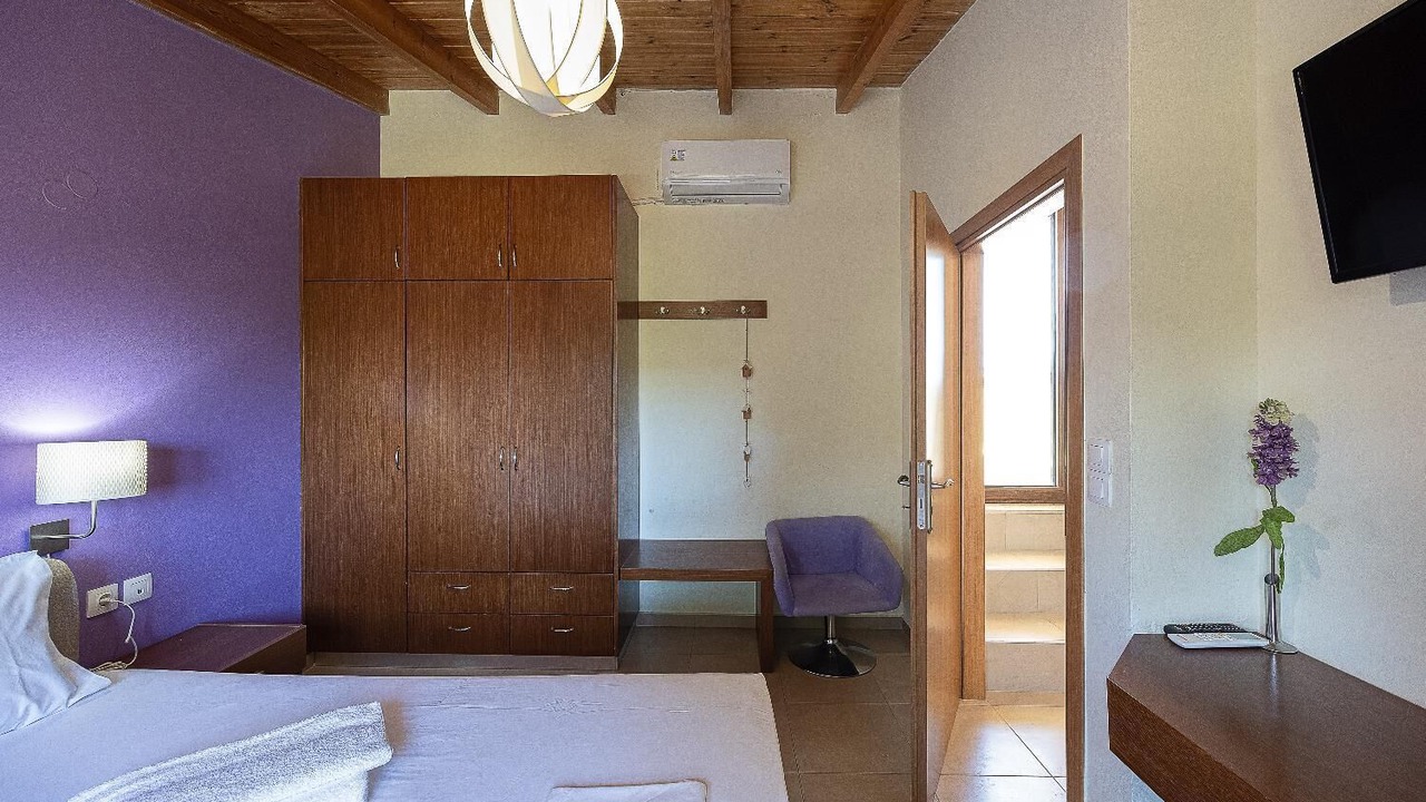 Photo of Bedroom in Platanias Town