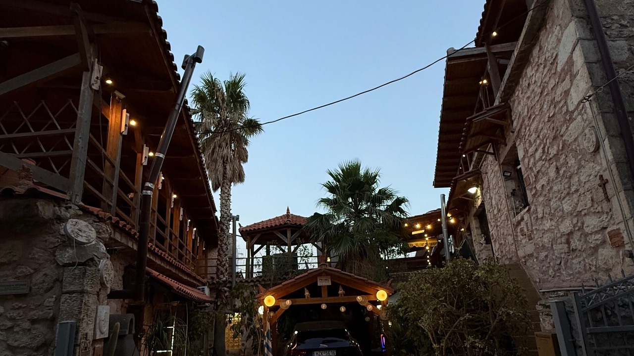 Photo of Outdoor in Krouson