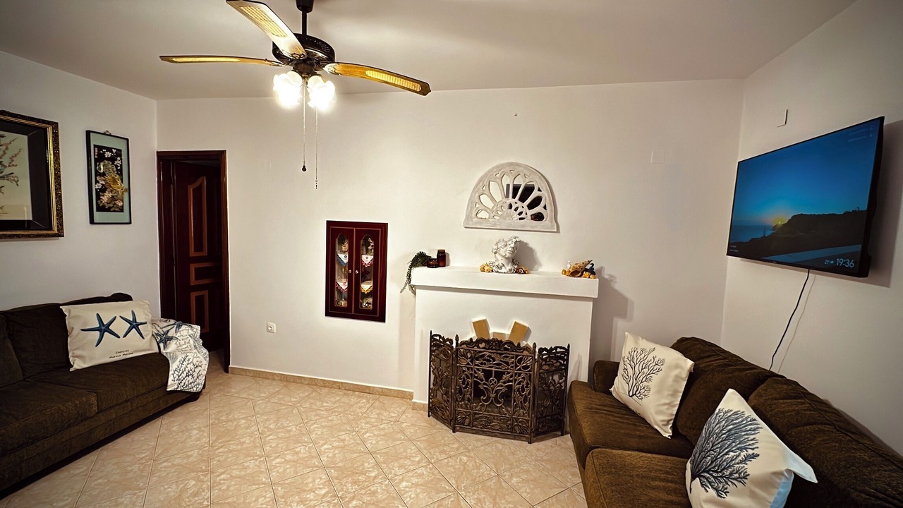 Photo of Livingroom in Lefkos