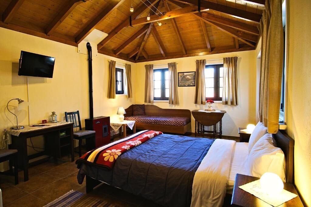 Photo of Bedroom in Asprangeloi