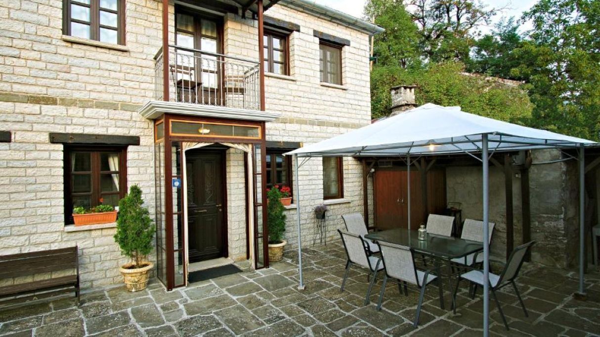 Photo of Outdoor in Asprangeloi