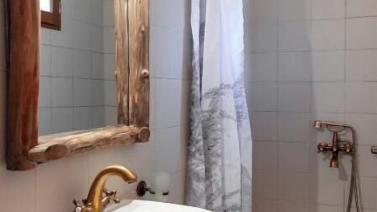 Photo of Bathroom in Filaki