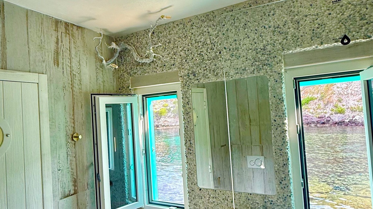 Photo of Bathroom in Milos