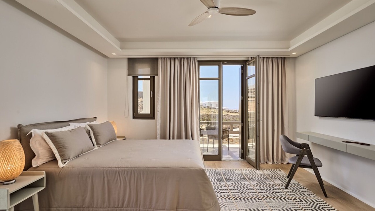 Photo of Bedroom in Tourlos
