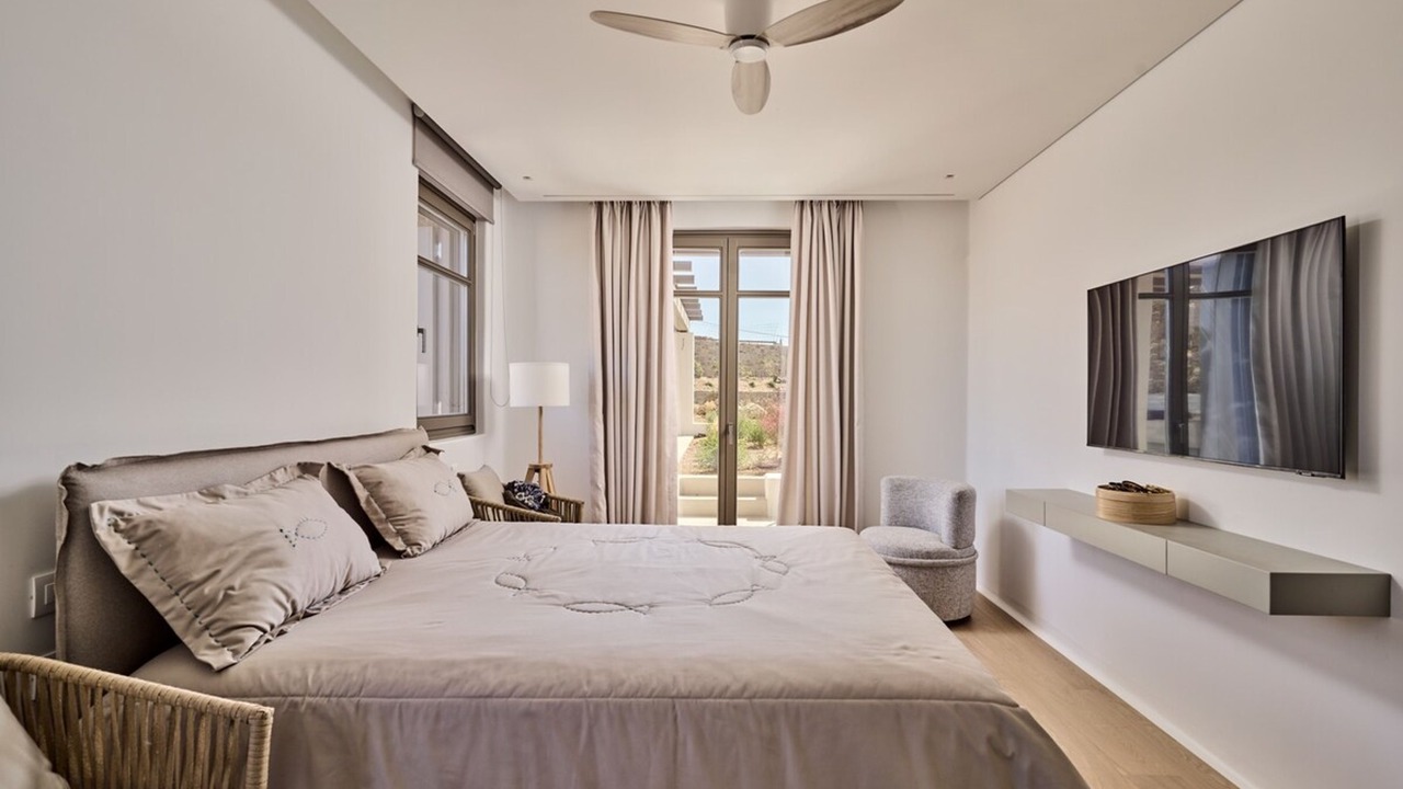 Photo of Bedroom in Tourlos