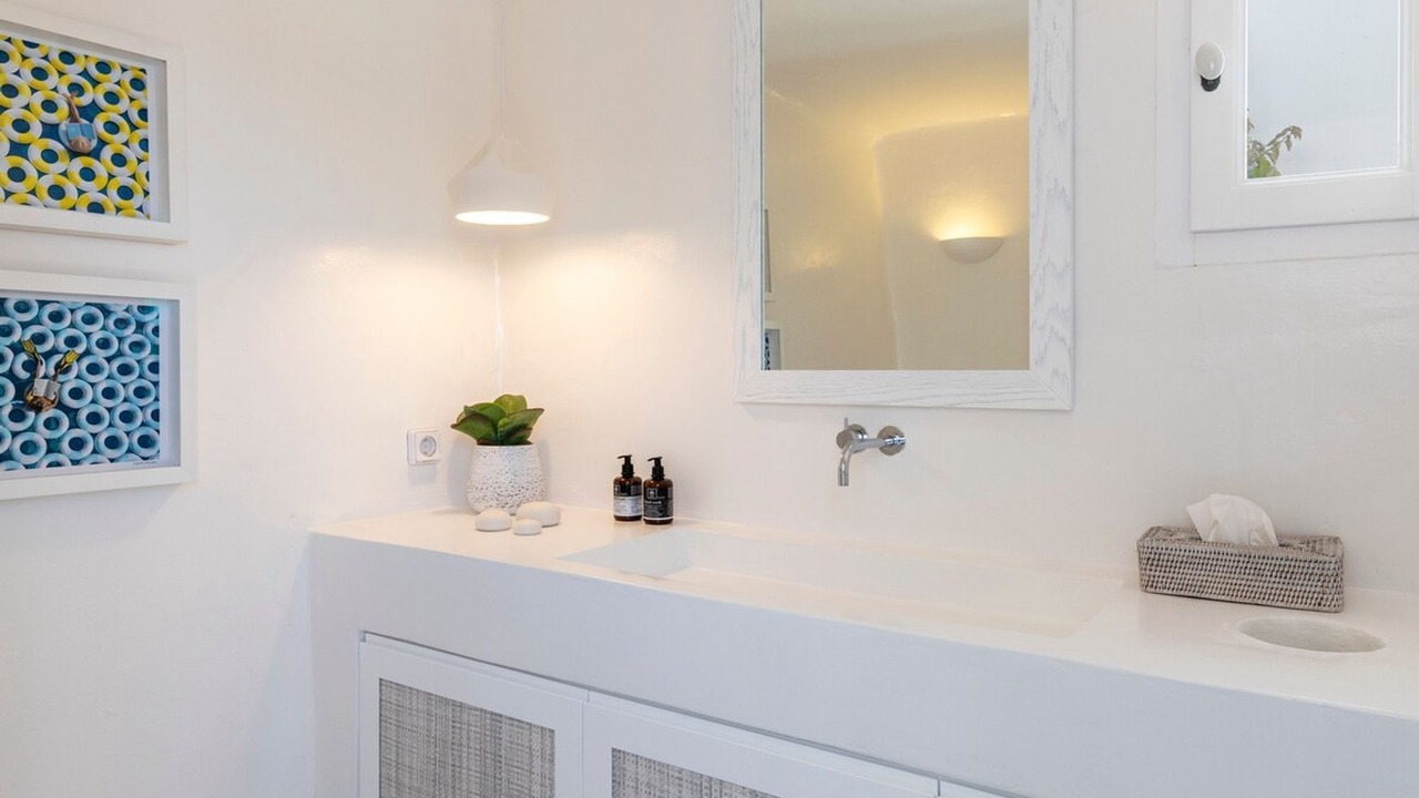 Photo of Bathroom in Agios Ioannis