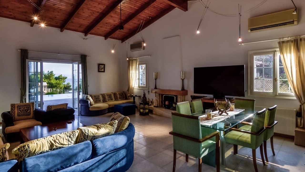 Photo of Livingroom in Pigadia