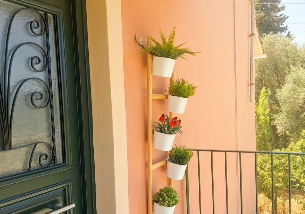 Photo of Outdoor in Peroulion