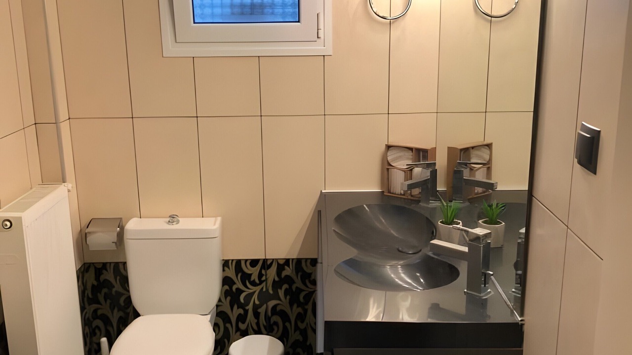 Photo of Bathroom in Tzavros