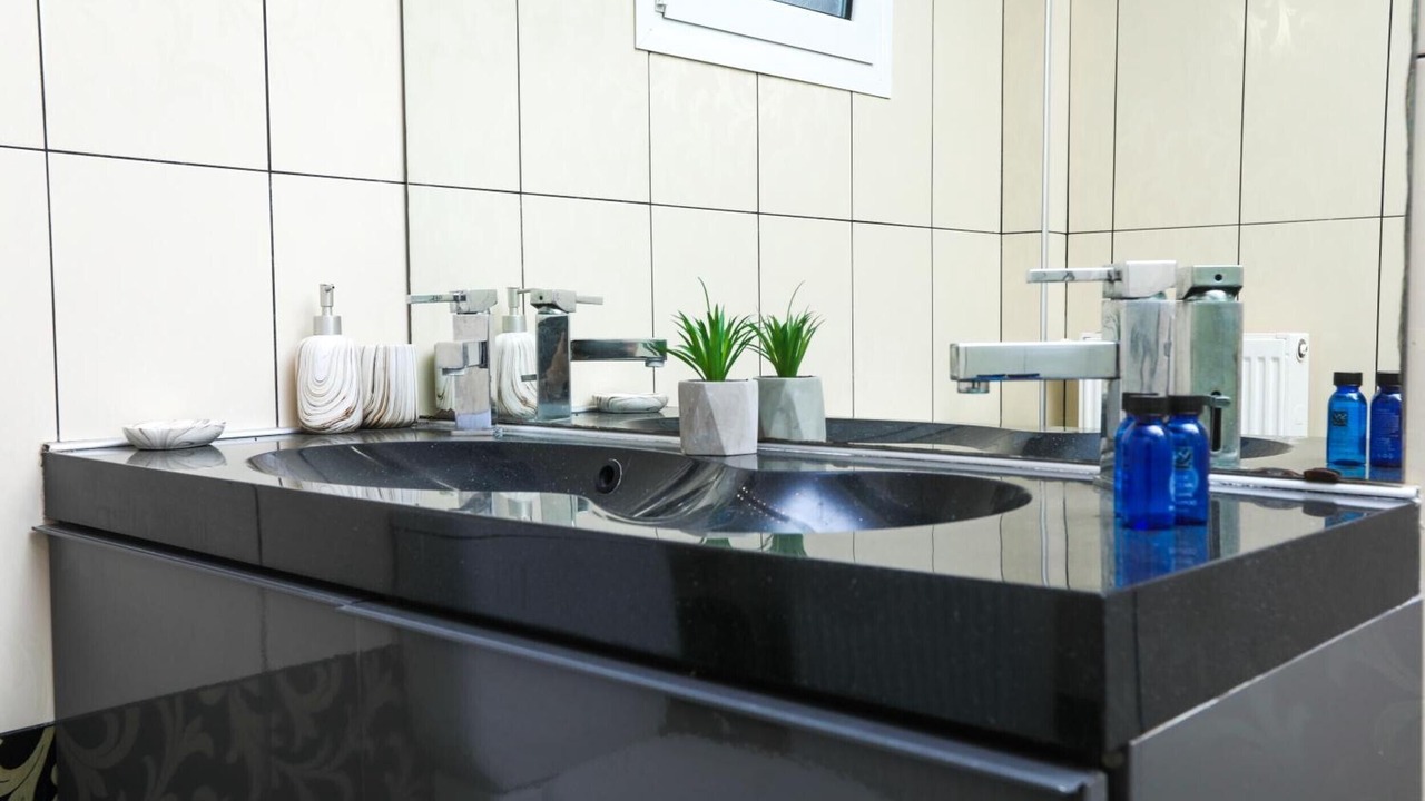 Photo of Bathroom in Tzavros