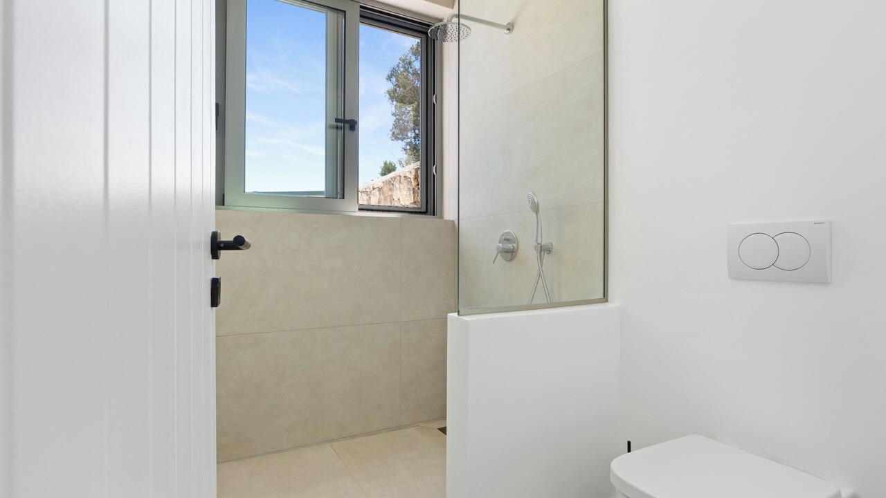 Photo of Bathroom in Evgiros