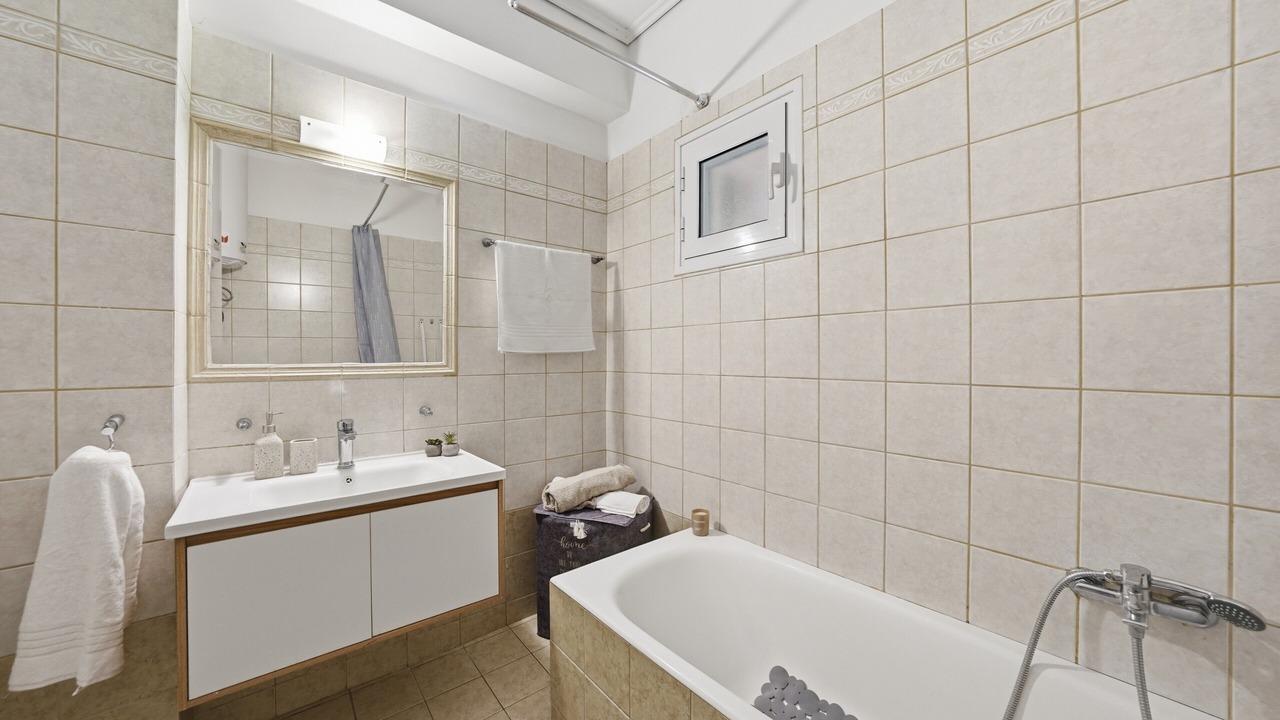 Photo of Bathroom in Alepou