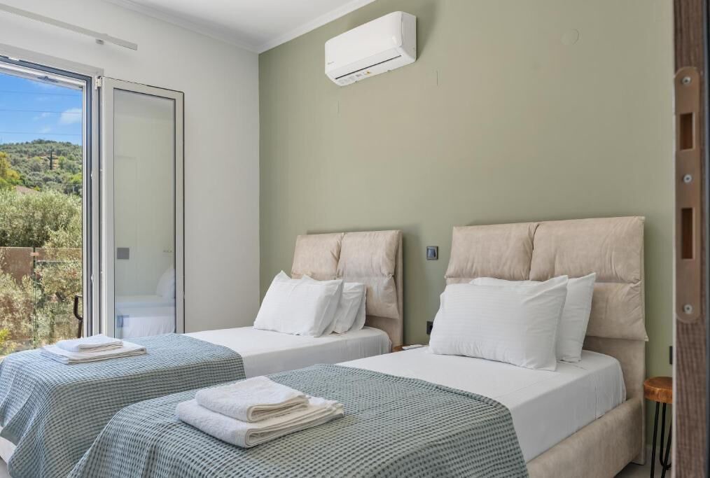 Photo of Bedroom in Apolpaina