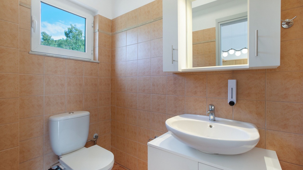 Photo of Bathroom in Plaka