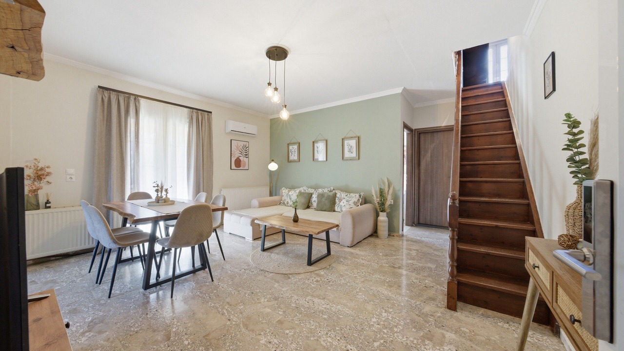 Photo of Livingroom in Peroulades