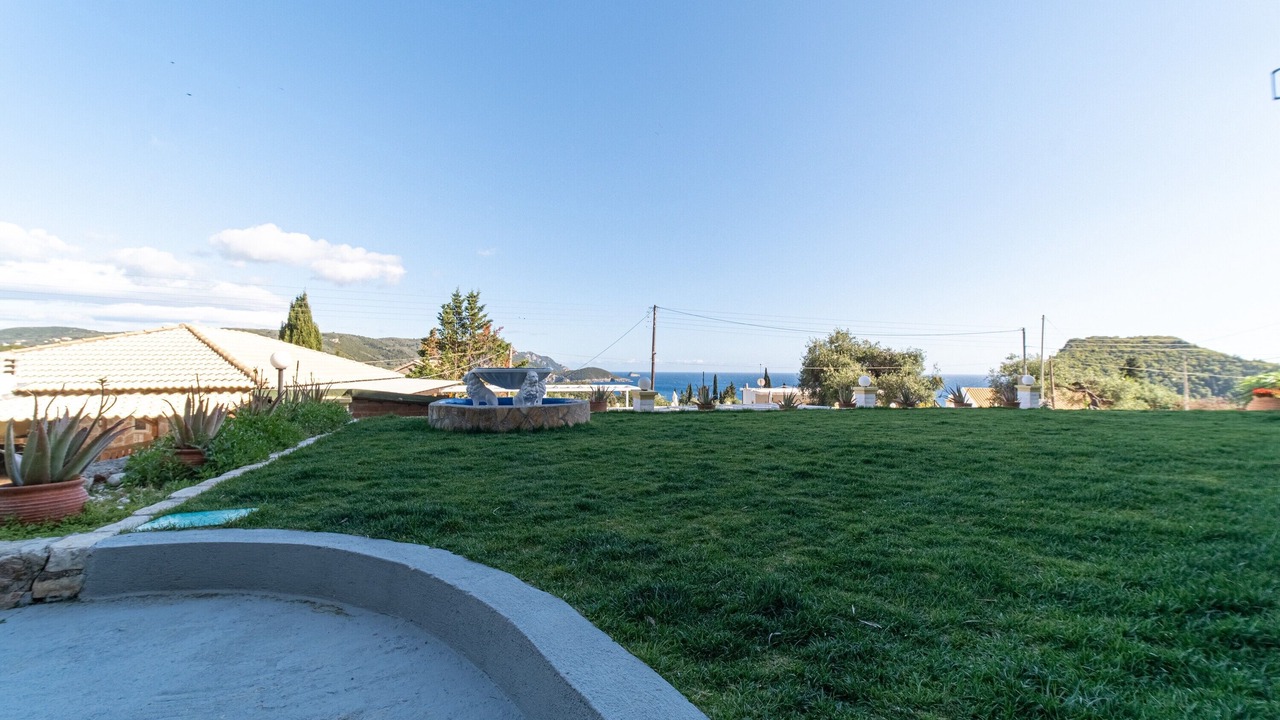 Photo of Outdoor in Lakones