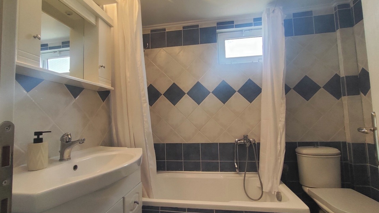 Photo of Bathroom in Molos