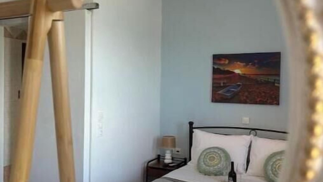 Photo of Bedroom in East Mani