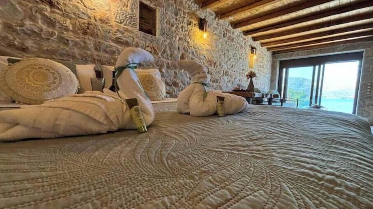 Photo of Bedroom in East Mani