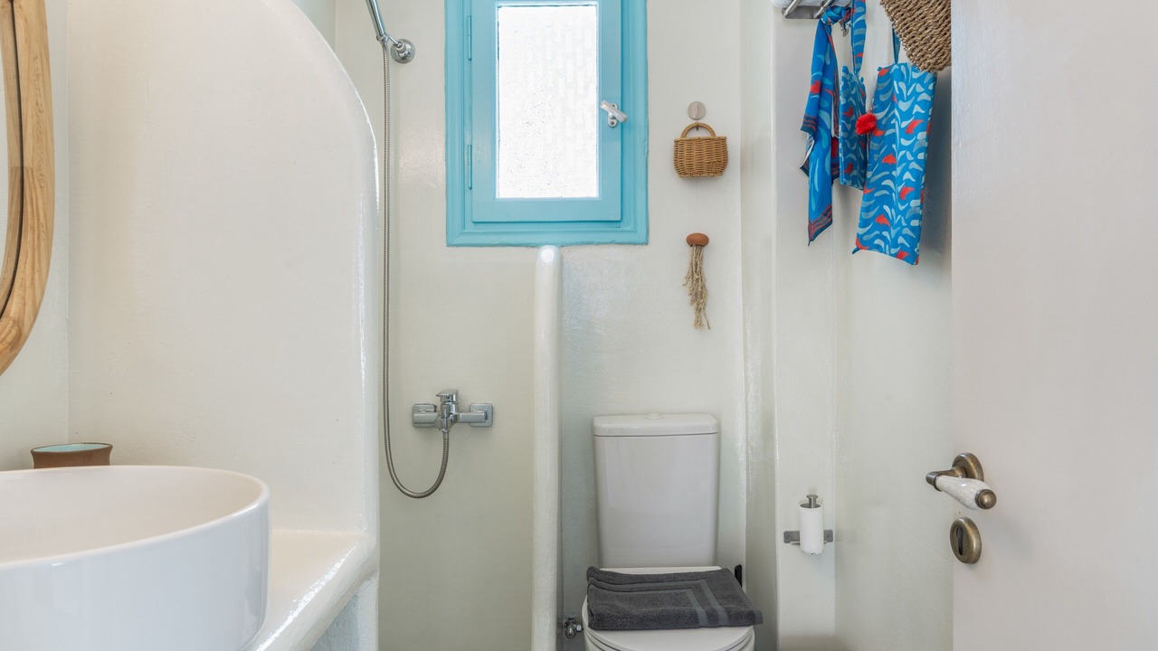 Photo of Bathroom in Skala