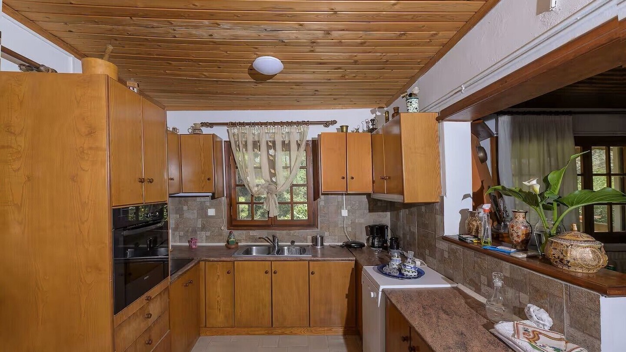 Photo of Kitchen in Ormos Agiou Ioannou