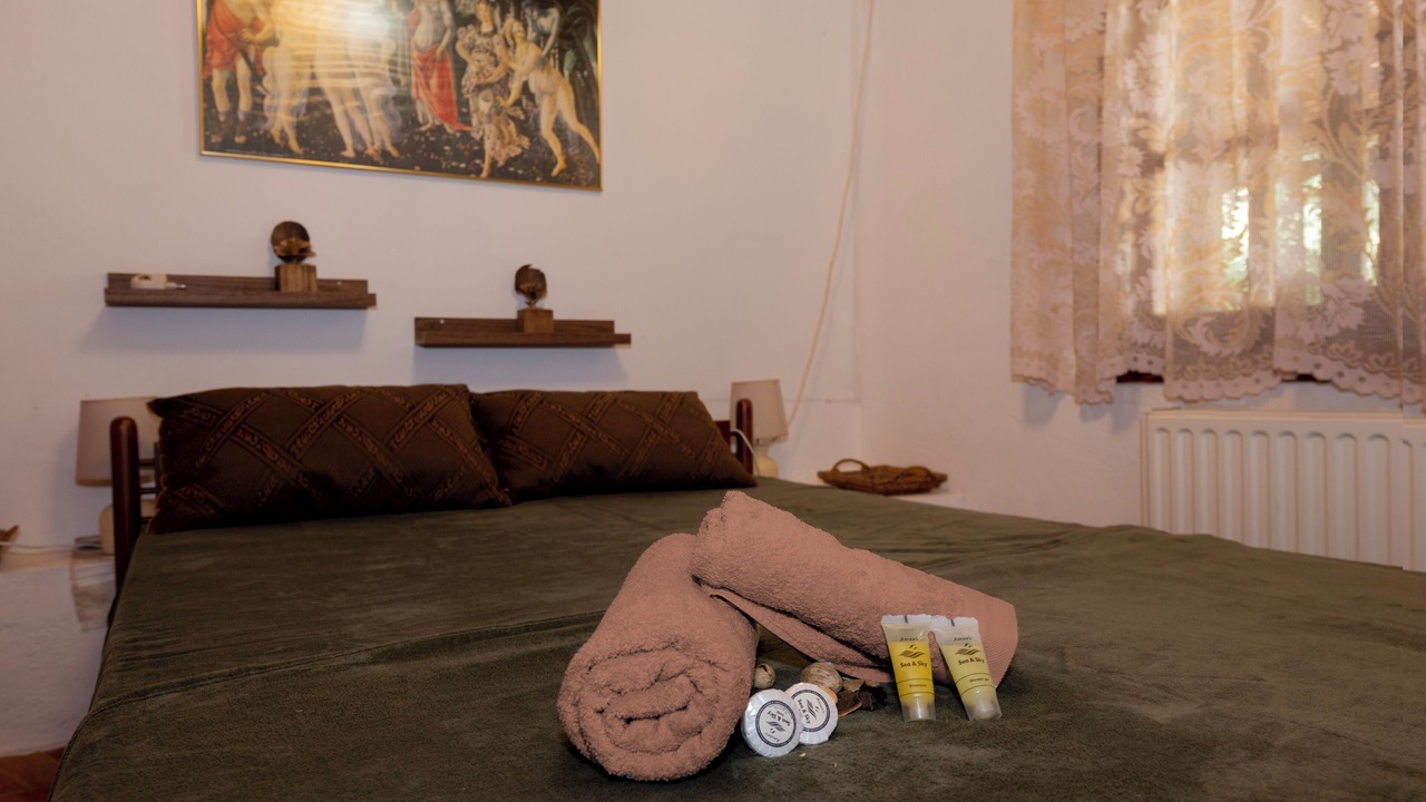 Photo of Bedroom in Ormos Agiou Ioannou