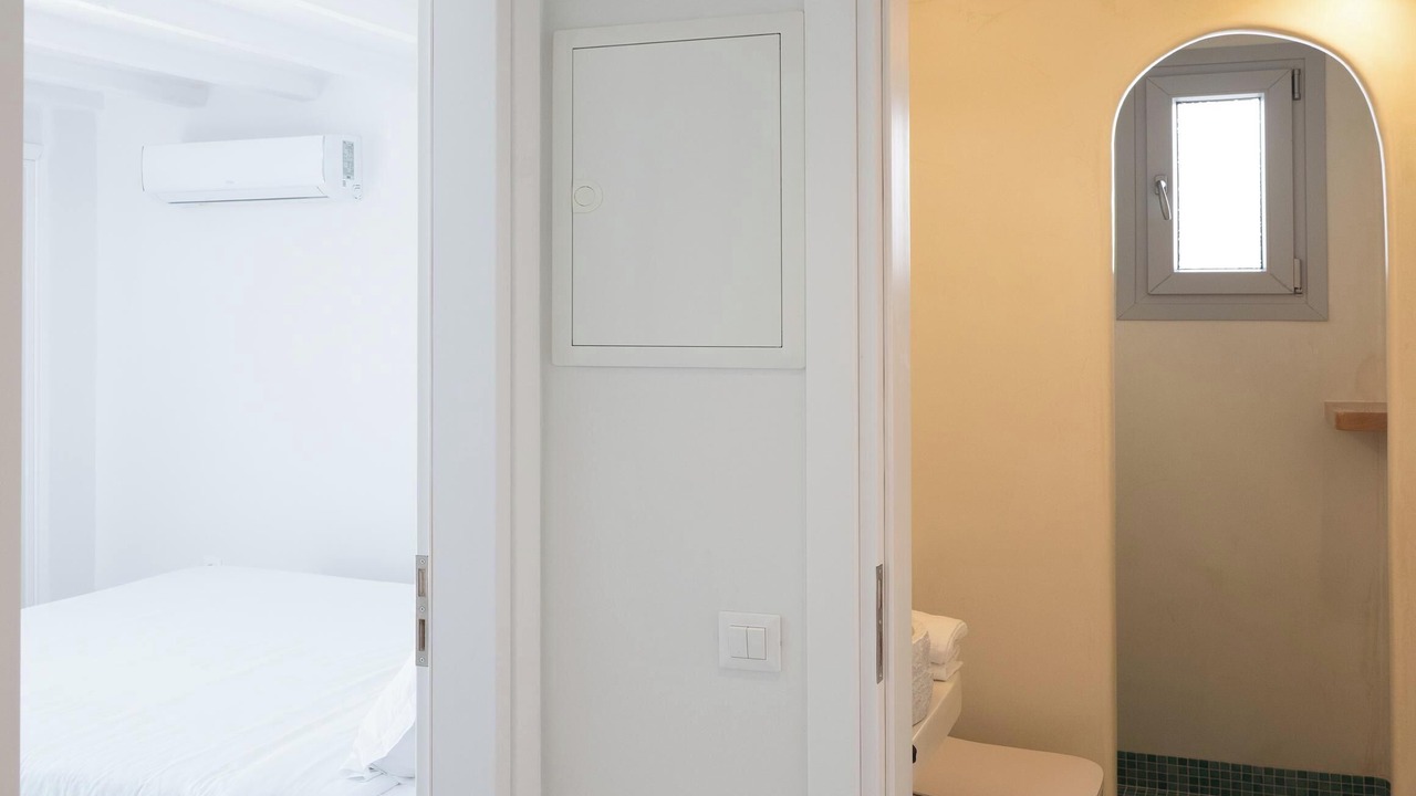 Photo of Bathroom in Elia