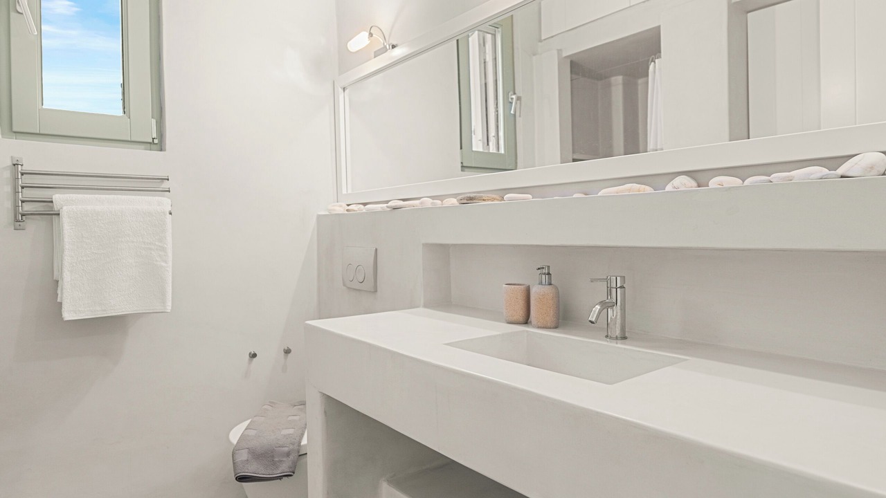 Photo of Bathroom in Exomvourgo