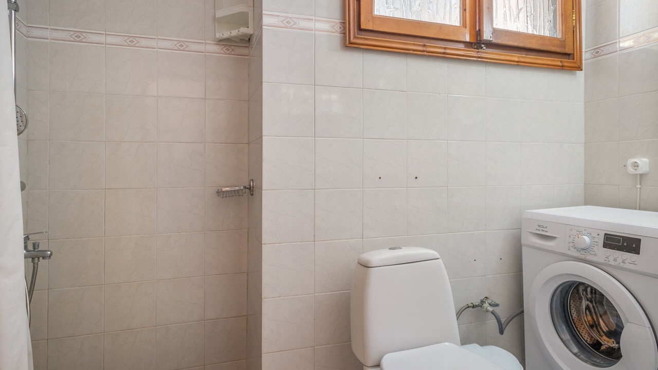 Photo of Bathroom in Sane