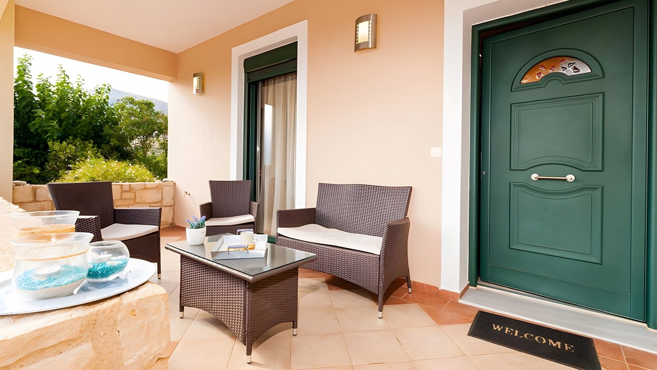 Photo of Patio Balcony in Megala Chorafia