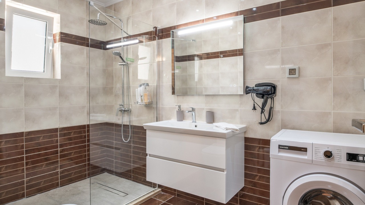 Photo of Bathroom in Aigio