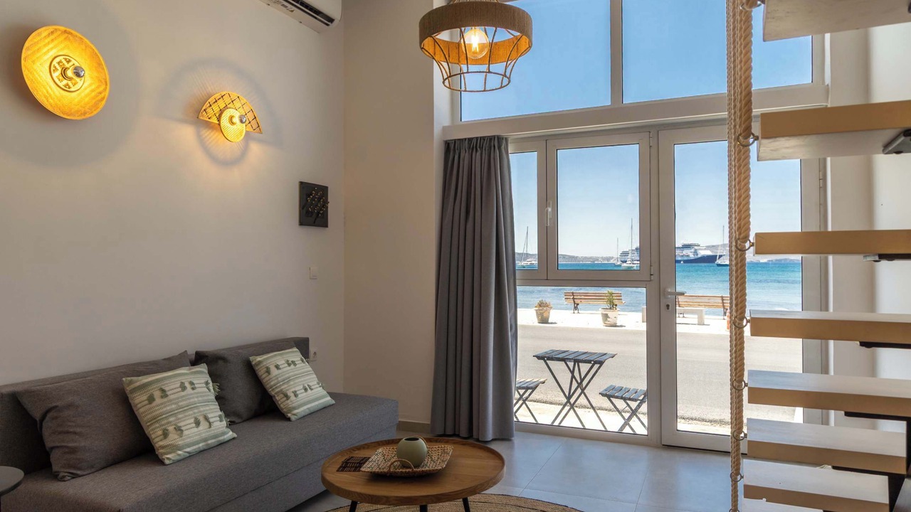 Photo of Livingroom in Adamas