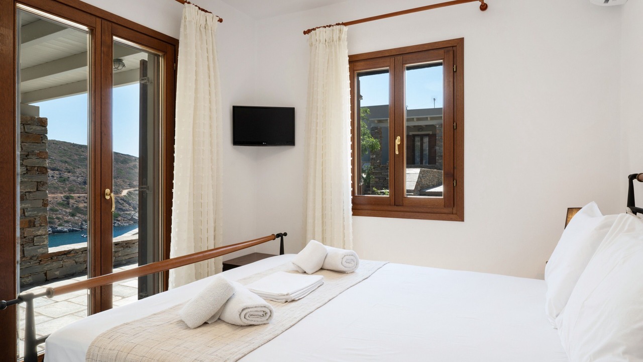 Photo of Bedroom in Kea
