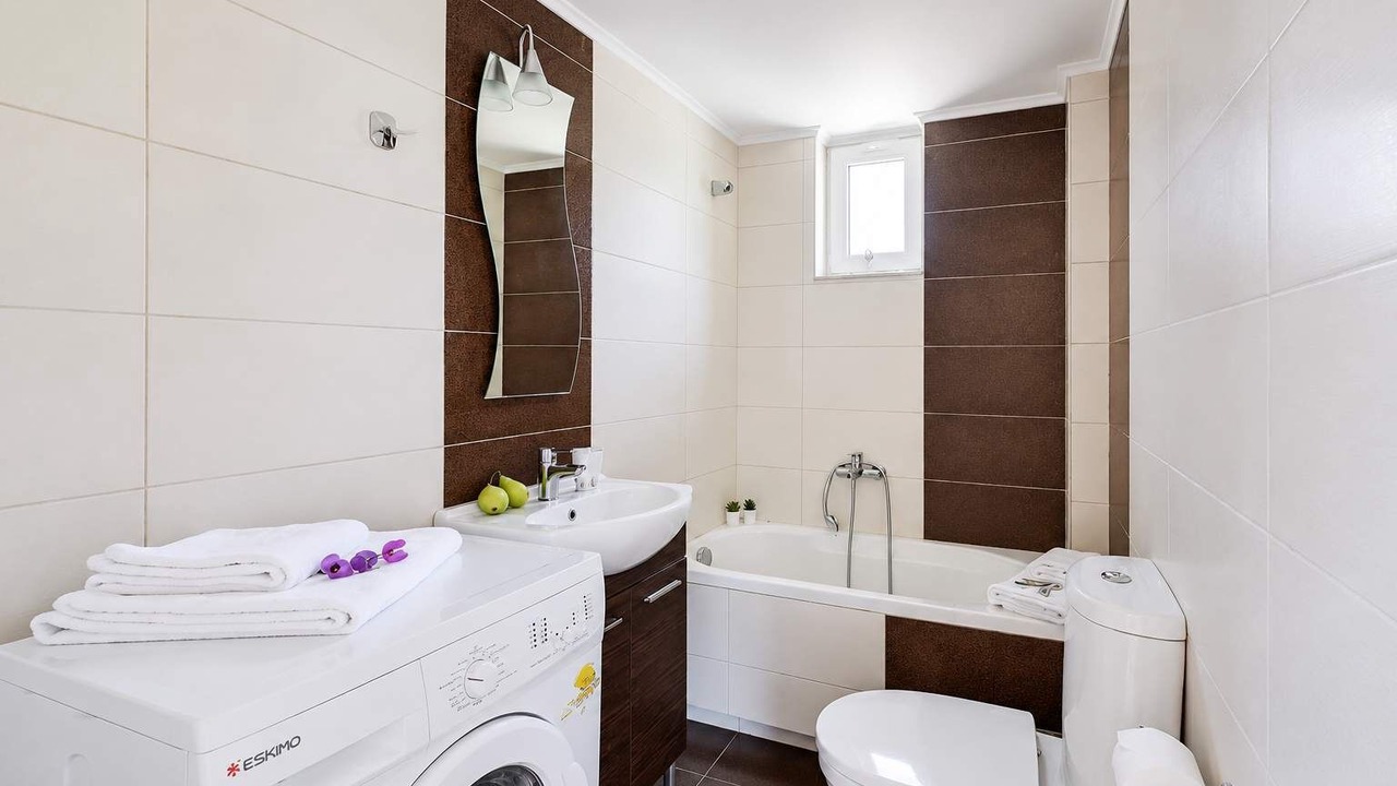 Photo of Bathroom in Exopoli