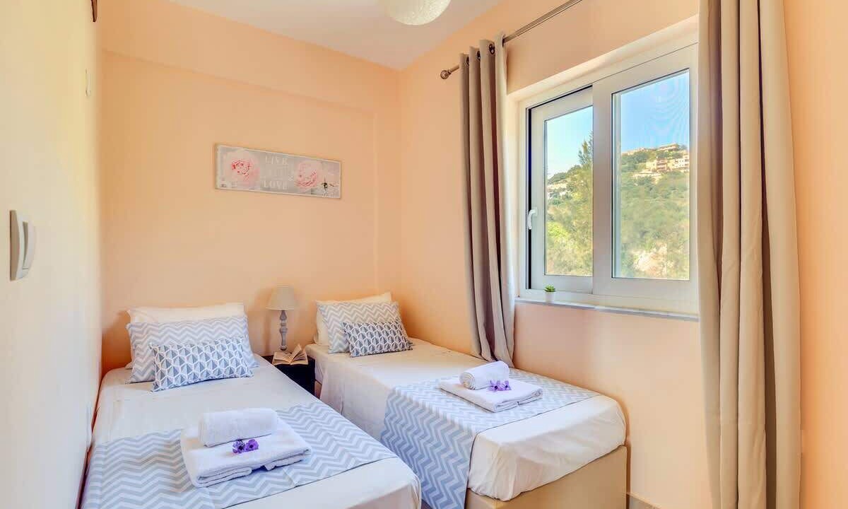 Photo of Outdoor in Exopoli