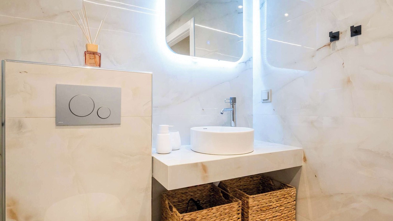 Photo of Bathroom in Kalamata Marina