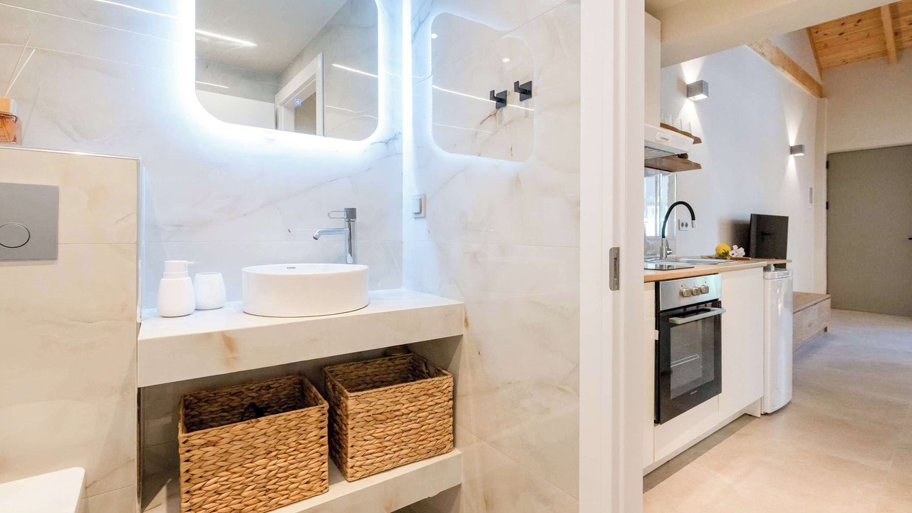 Photo of Bathroom in Kalamata Marina