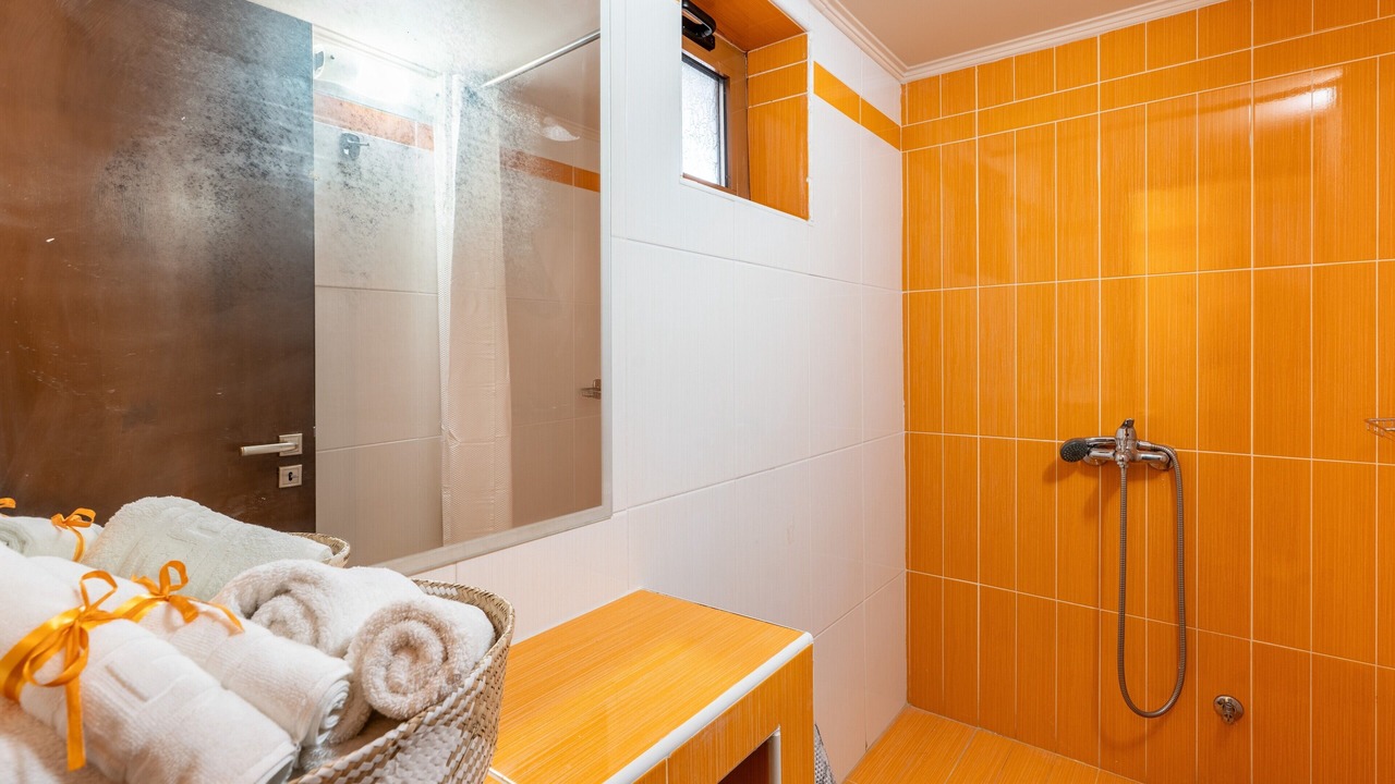 Photo of Bathroom in Soroni