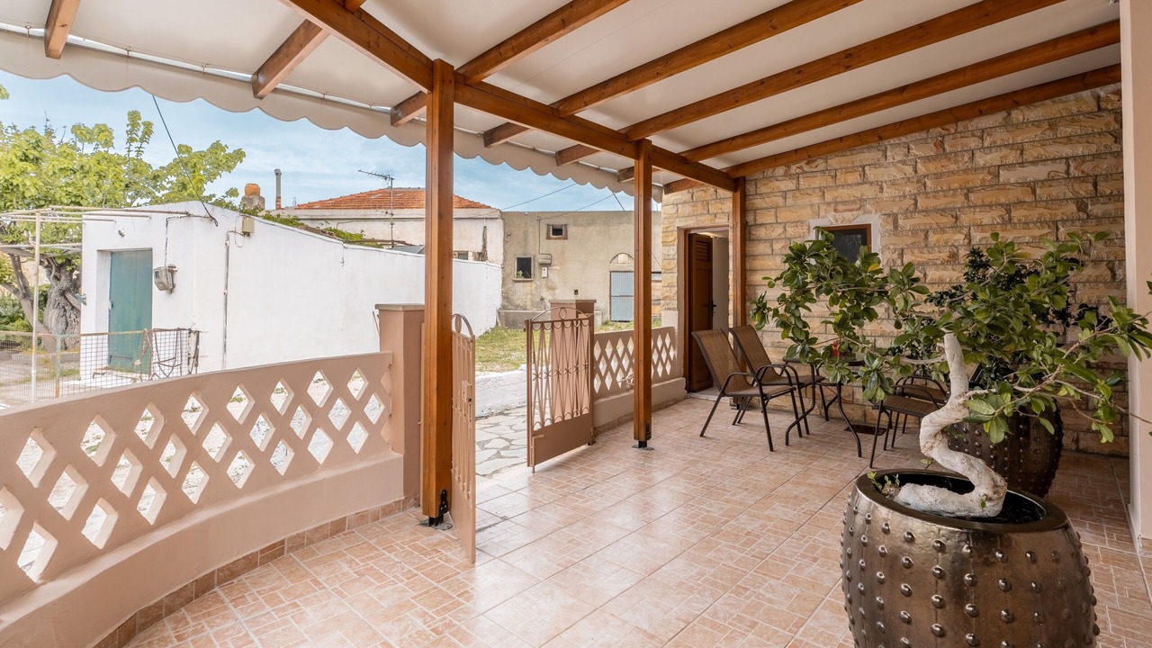 Photo of Patio Balcony in Soroni