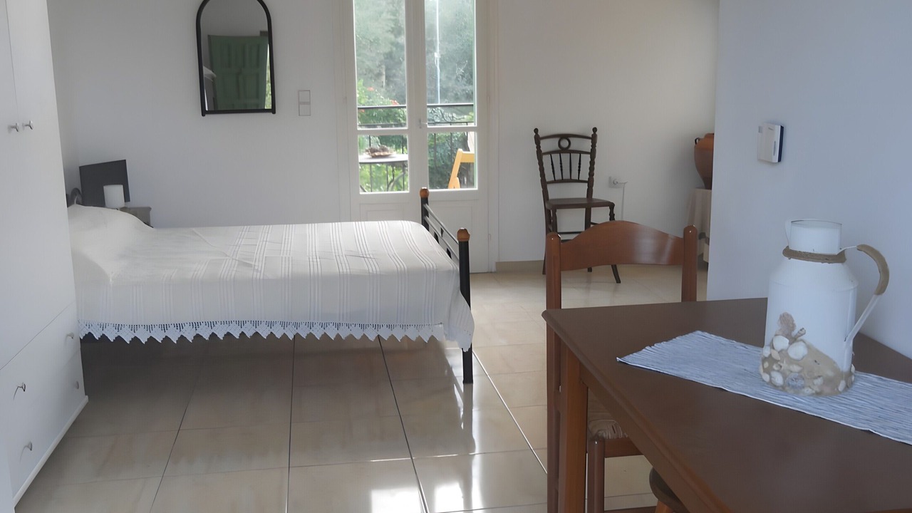 Photo of Bedroom in Platrithias