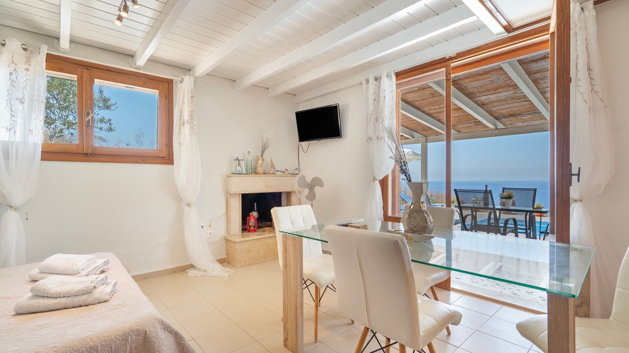 Photo of Bedroom in Mousata