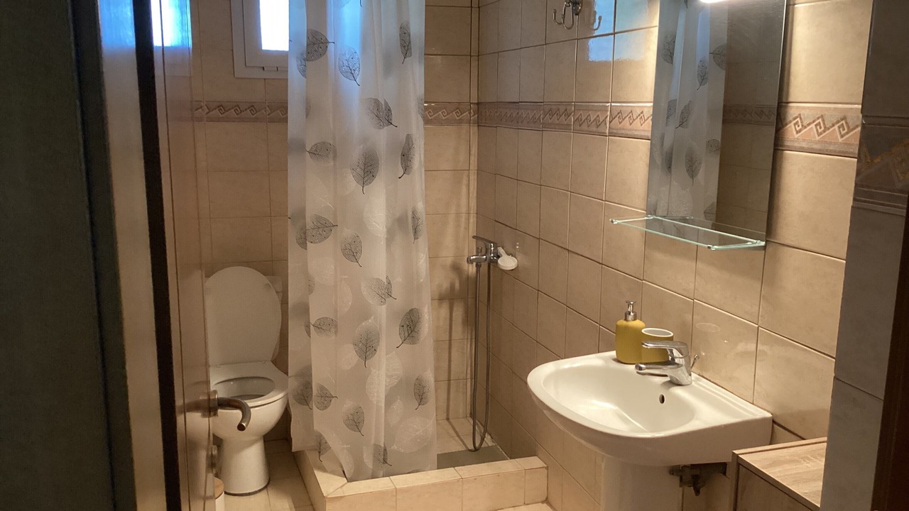 Photo of Bathroom in Thermaikos
