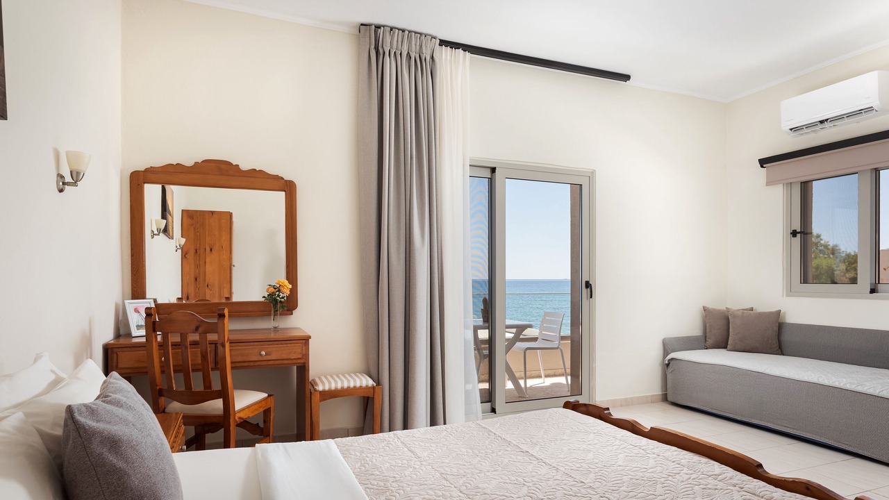 Photo of Bedroom in Fragkokastello