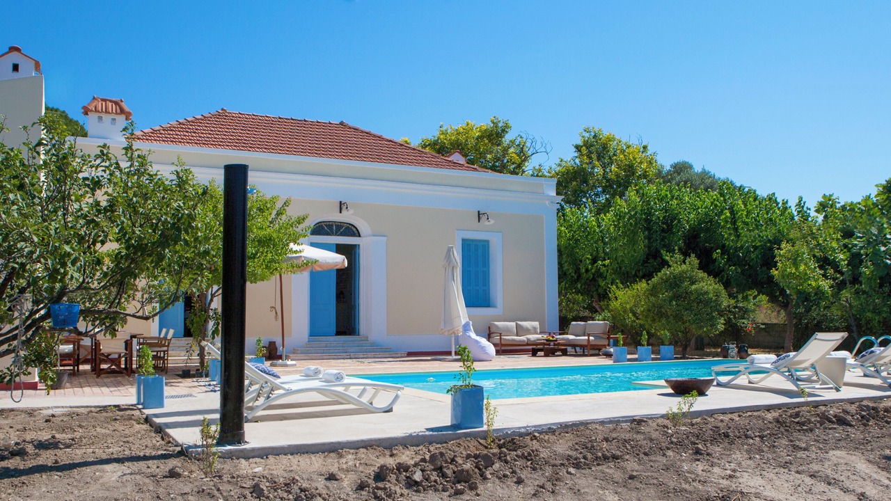 Photo of Outdoor in Ixia