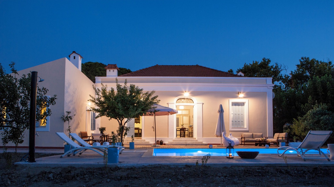 Photo of Outdoor in Ixia