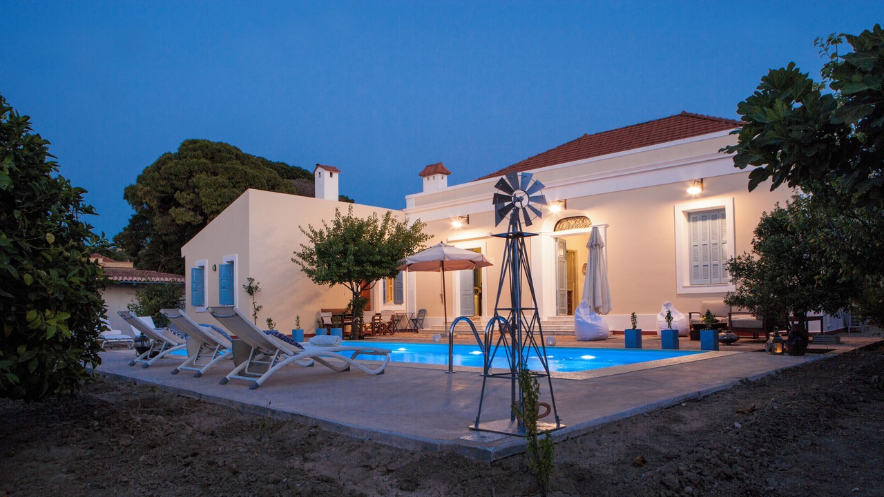 Photo of Outdoor in Ixia