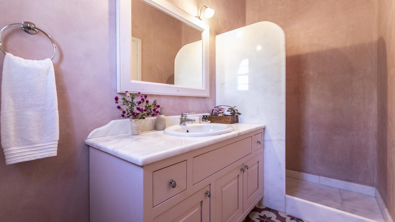 Photo of Bathroom in Agios Emilianos
